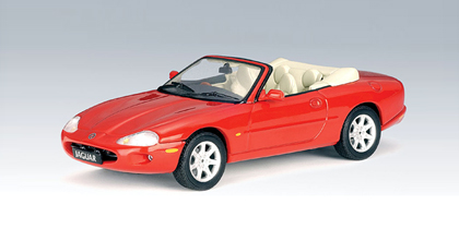 Jaguar XK8 Cabriolet -  2000 - Vermelho  <BR>1/43