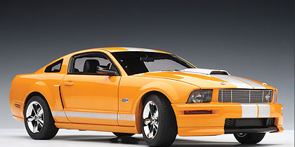Shelby GT - 2007 - Laranja<BR>1/18 Shelby GT - 2007 - Laranja<BR>1/18