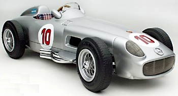 Mercedes-Benz W 196 #10 - 1954 - J.M.Fangio<BR>1/18 Mercedes-Benz W 196 #10 - 1954 - J.M.Fangio<BR>1/18