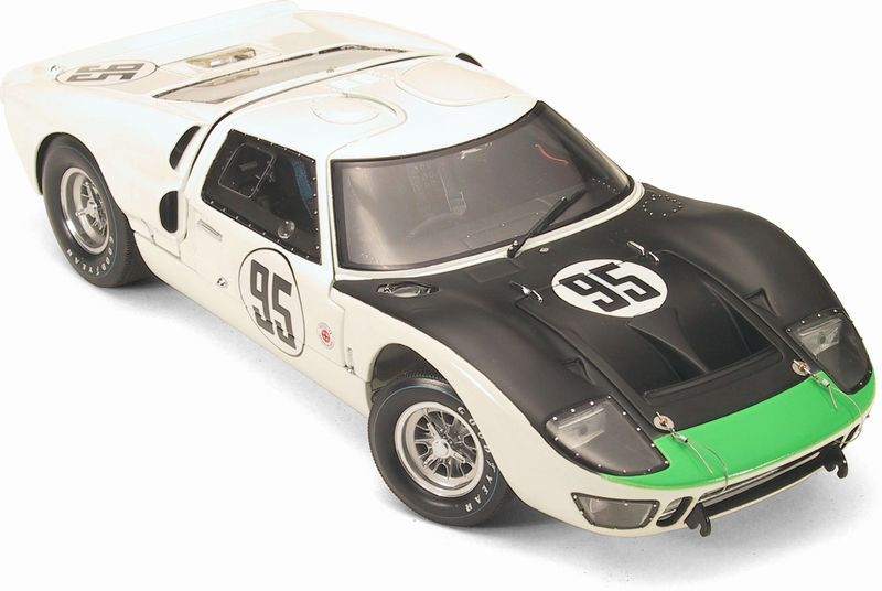 Ford GT40 Mk II # 95 Daytona - 1966<BR>1/18