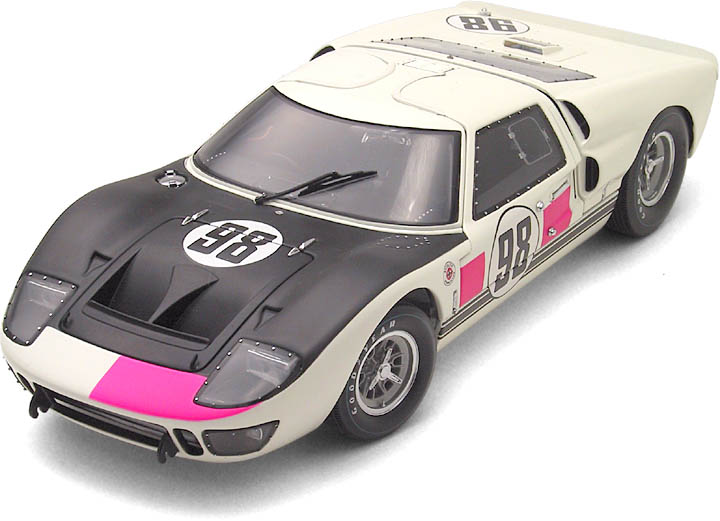 Ford GT40 MK II Daytona # 98 - 1966<BR>1/18