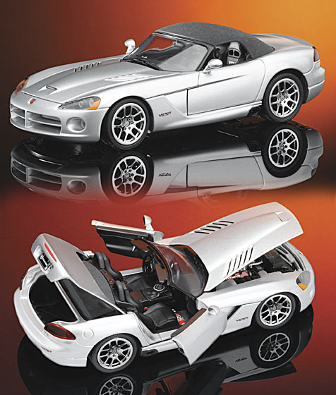 Dodge Viper SRT-10 - 2003 - Prata<BR>1/24