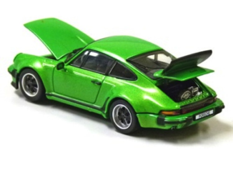 Porsche 911 Turbo - 1975 - Verde<BR>1/43