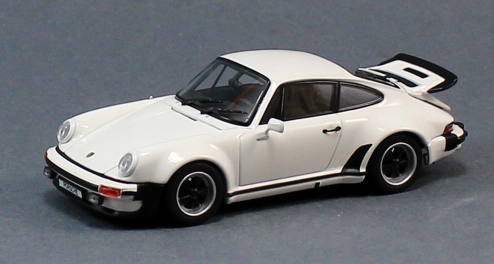 Porsche 911 Turbo - 1975 - Branco<BR>1/43