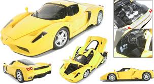 Ferrari Enzo - 2003 - Amarelo<BR>1/18 Ferrari Enzo - 2003 - Amarelo<BR>1/18