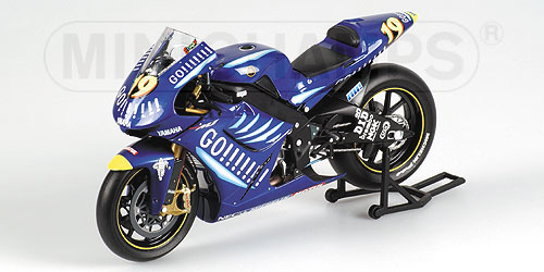 Yamaha YZR-M1 # 19 - 2003 - Olivier Jacque<BR>1/12