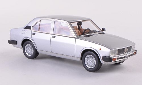 Alfa Romeo Alfetta 2000 - 1979 - Prata<BR>1/43