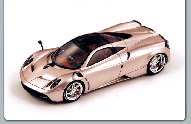 Pagani Huayra - 2012 - Cinza<BR>1/43