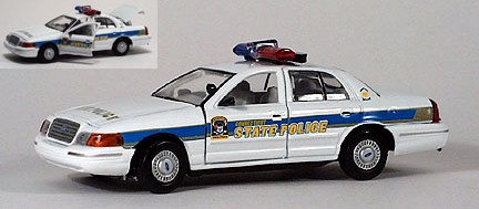 Ford Crown Victoria Police Connecticut - 2001 - Branco<BR>1/43