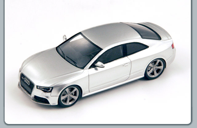 Audi RS5 - 2012 - Prata<BR>1/43 Audi RS5 - 2012 - Prata<BR>1/43