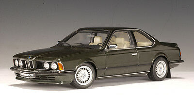 BMW 635 CSi - 1983 - Verde<BR>1/18 BMW 635 CSi - 1983 - Verde<BR>1/18