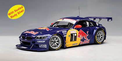 BMW Z4 Coupe Silverstone - 2007<BR>1/18 BMW Z4 Coupe Silverstone - 2007<BR>1/18