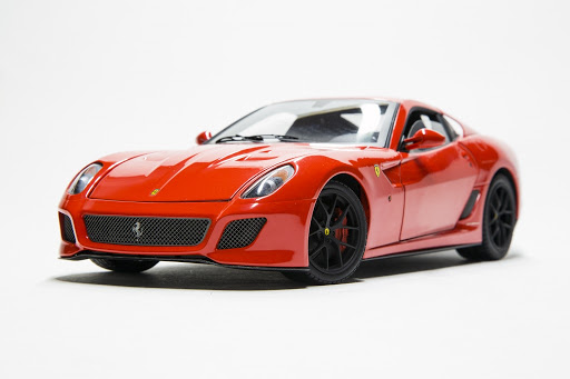Ferrari 599 GTO - 2010 - Vermelho<BR>1/18 Ferrari 599 GTO - 2010 - Vermelho<BR>1/18